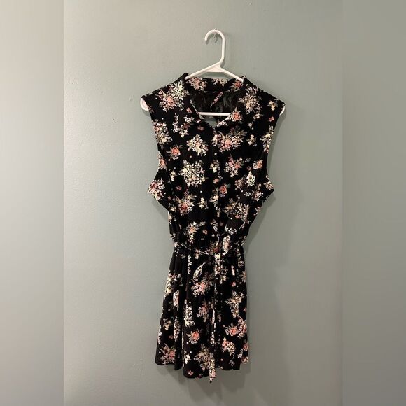 NWOT … Black Lace “Size: XXL - (19)” Floral Romper - Picture 1 of 3